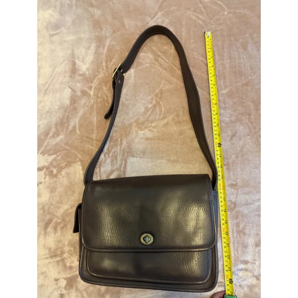 Vintage Coach Brown Leather Messenger Crossbody Bag